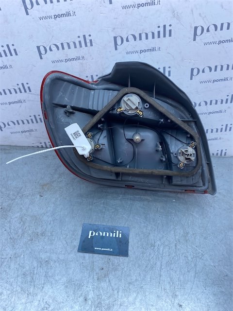 Pomili Fanaleria Toyota Yaris S002 fanale posteriore JPP