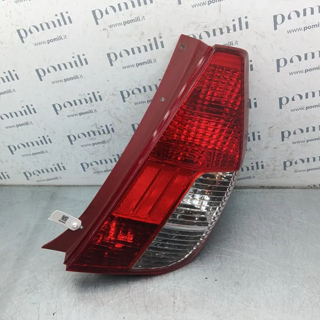 Pomili Fanaleria Hyundai i10 fanale posteriore destro usato
