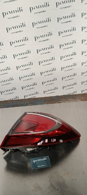 Pomili Fanaleria Fanale posteriore esterno destro Opel Meriva S10 usato