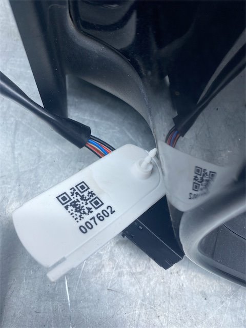 Pomili Cristalli Retrovisore est. regolaz. elettr. DX Volkswagen Golf Plus (5M) (01/05>04/09<) elettrico