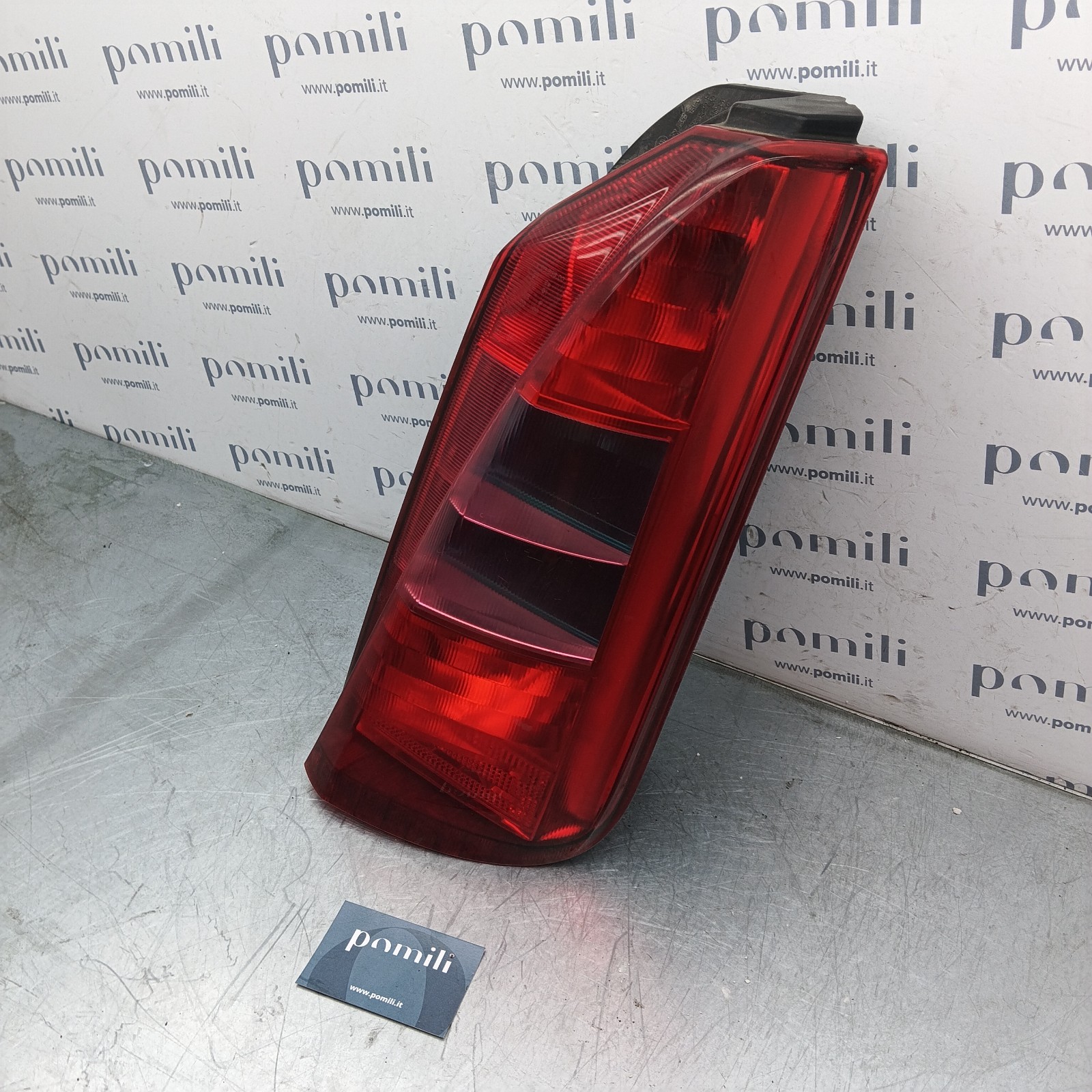 Pomili Fanaleria 46829508 fanale posteriore destro alogeno usato