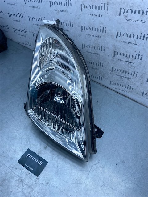 Pomili Fanaleria Suzuki Swift proiettore destro
