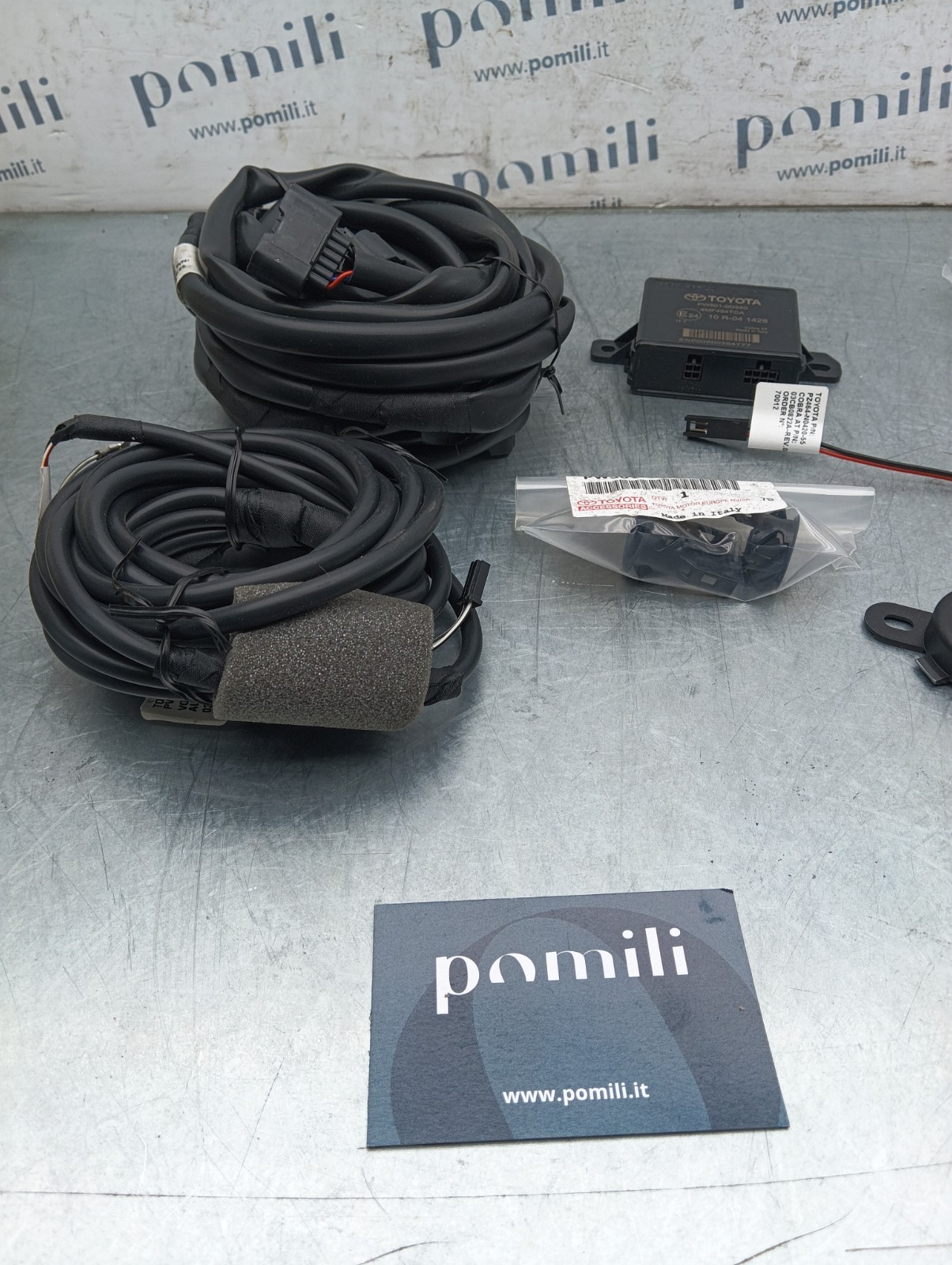 Pomili Elettronica/batteria ibride Toyota Yaris PW501-0D100 kit sensori parcheggio anteriori