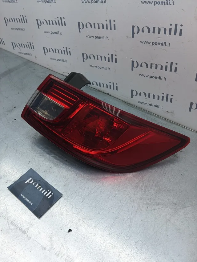 Pomili Fanaleria Renault Clio IV fanale posteriore destro usato
