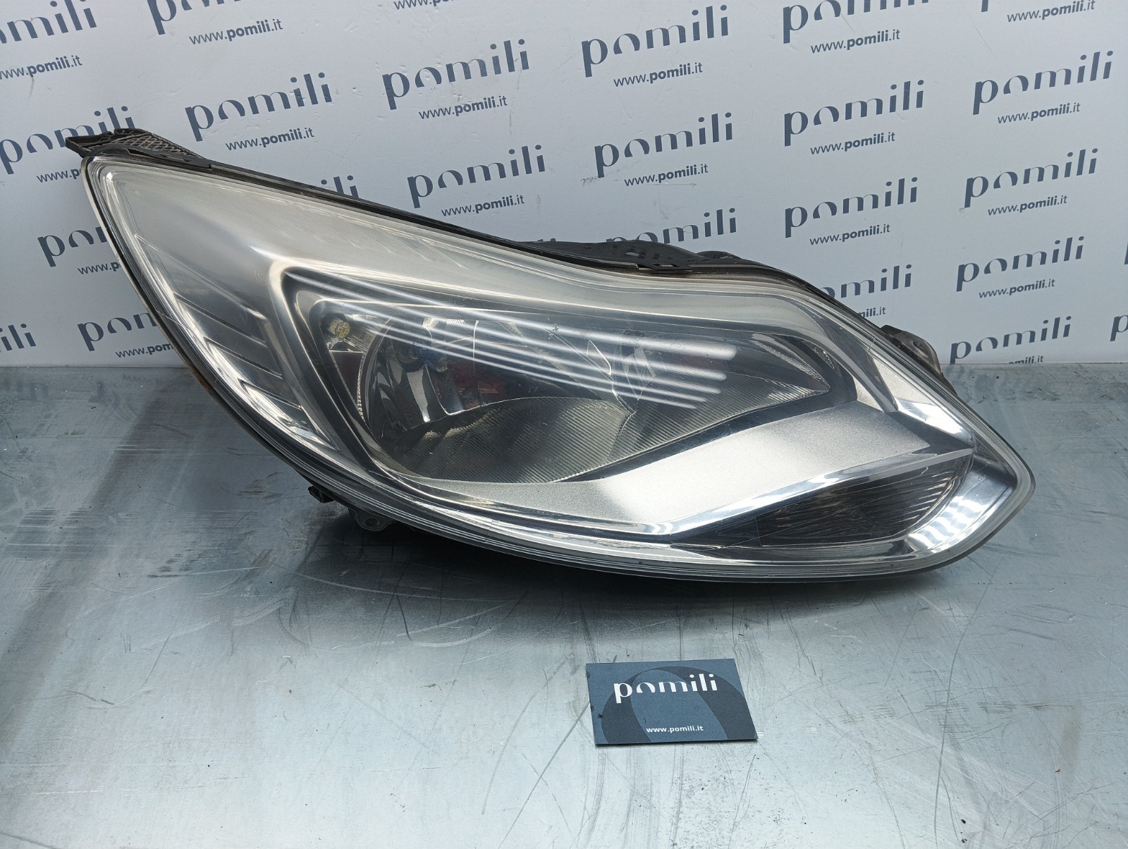 Pomili Fanaleria Volkswagen Passat B6 faro anteriore destro usato