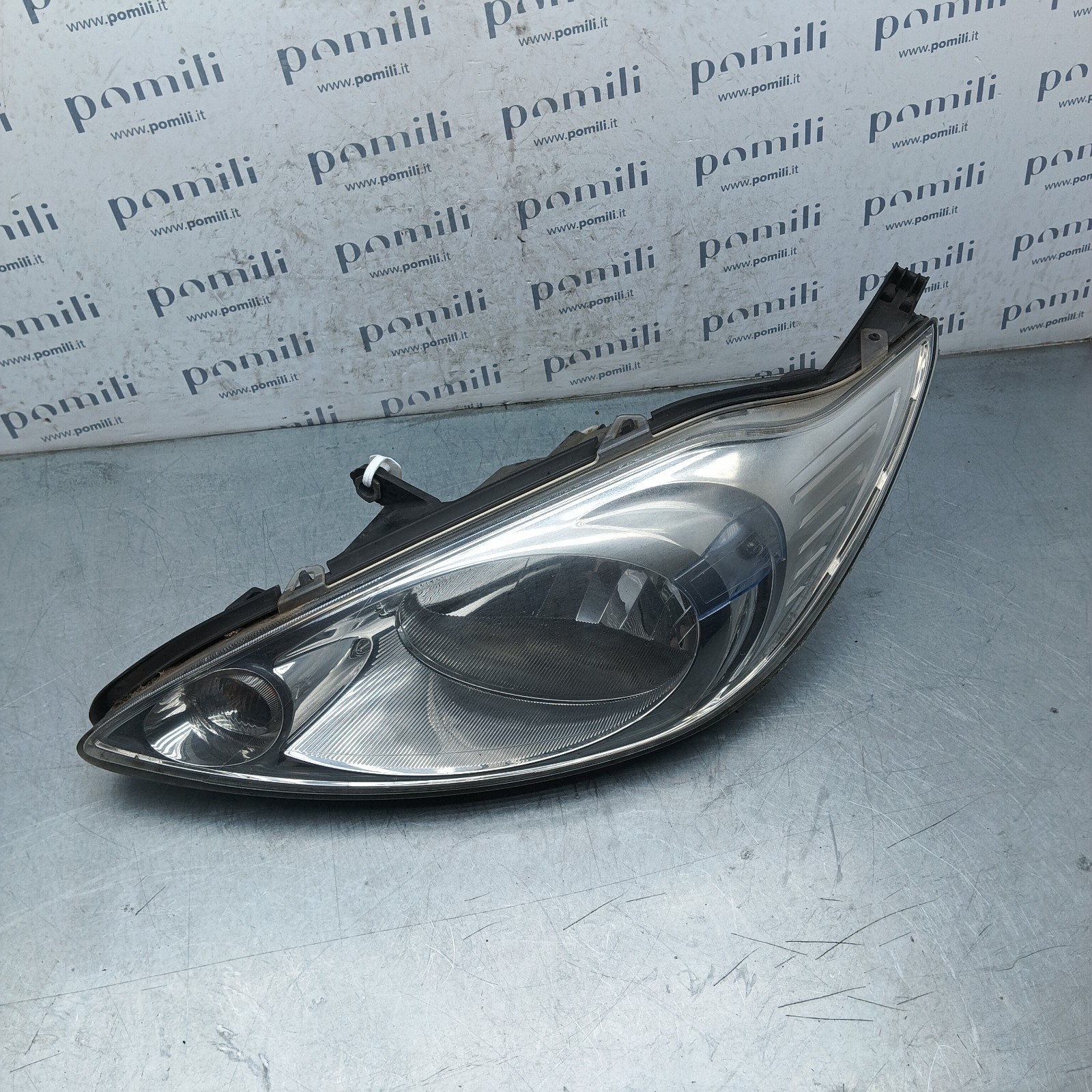 Pomili Fanaleria 45950748 faro anteriore sinistro Ford Ka II usato