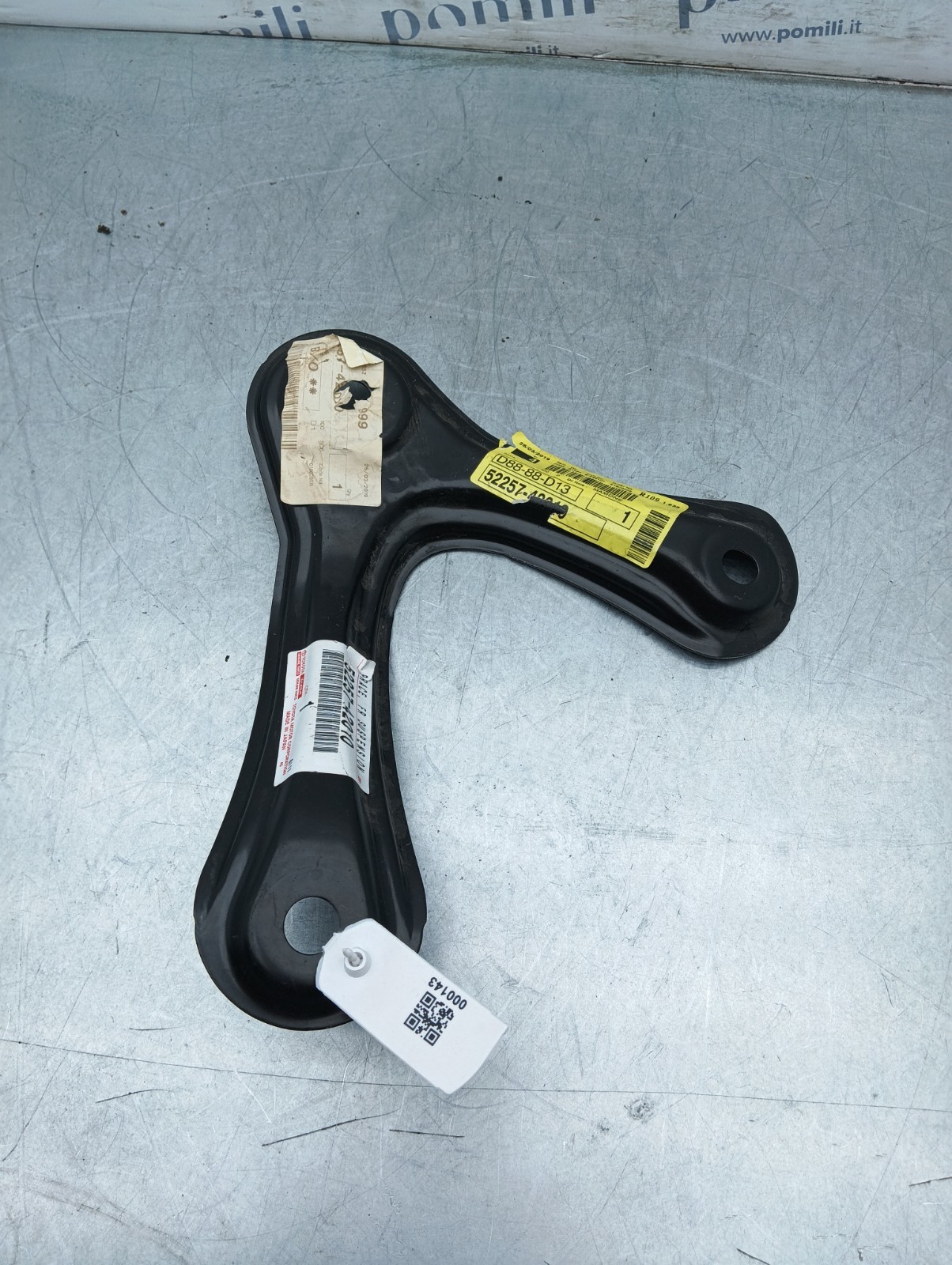 Pomili Motore e cambio con supporti Toyota RAV4 staffa rinforzo subframe anteriore nuova 52257-42010