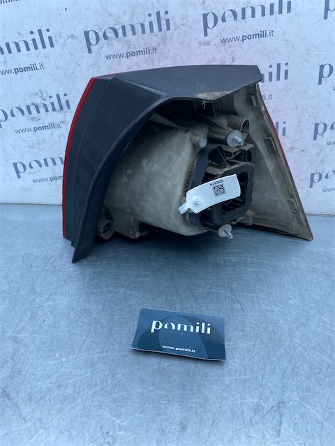 Pomili Fanaleria Volkswagen Golf 1K fanale posteriore esterno sinistro