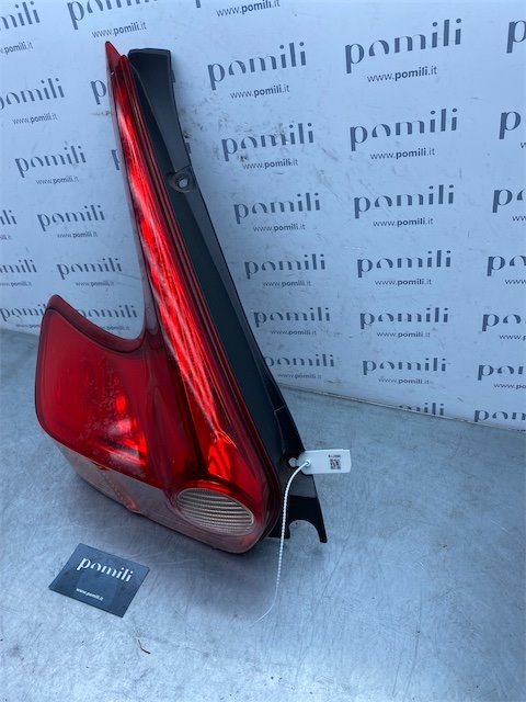 Pomili Fanaleria Fanale posteriore Nissan Juke F15E sinistro
