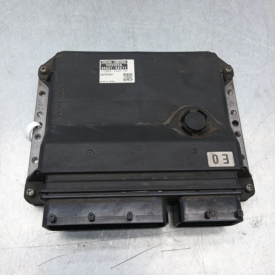 Pomili Centralina motore diesel Toyota RAV4 89661-42C11 ECU usata