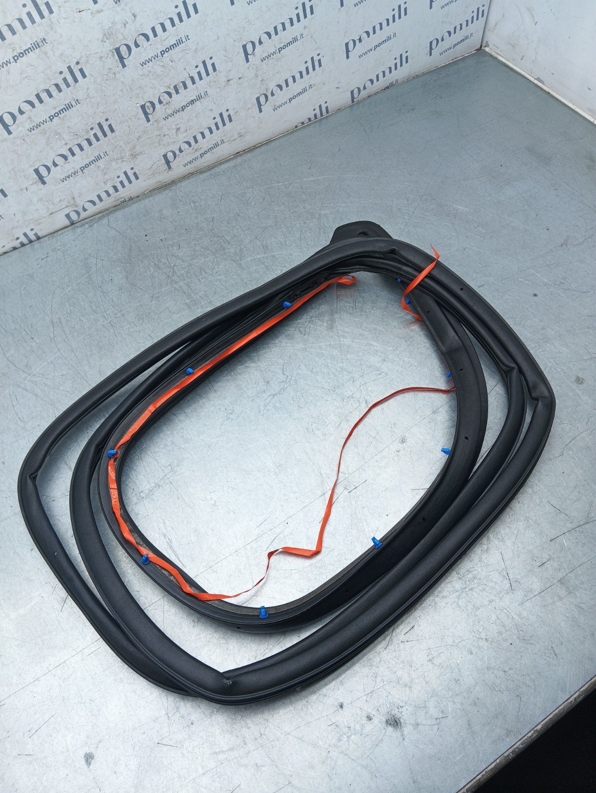 Pomili Lamierati esterni Guarnizione porta anteriore sinistra Toyota Yaris (2005-2011) 67862-0D070 nuova