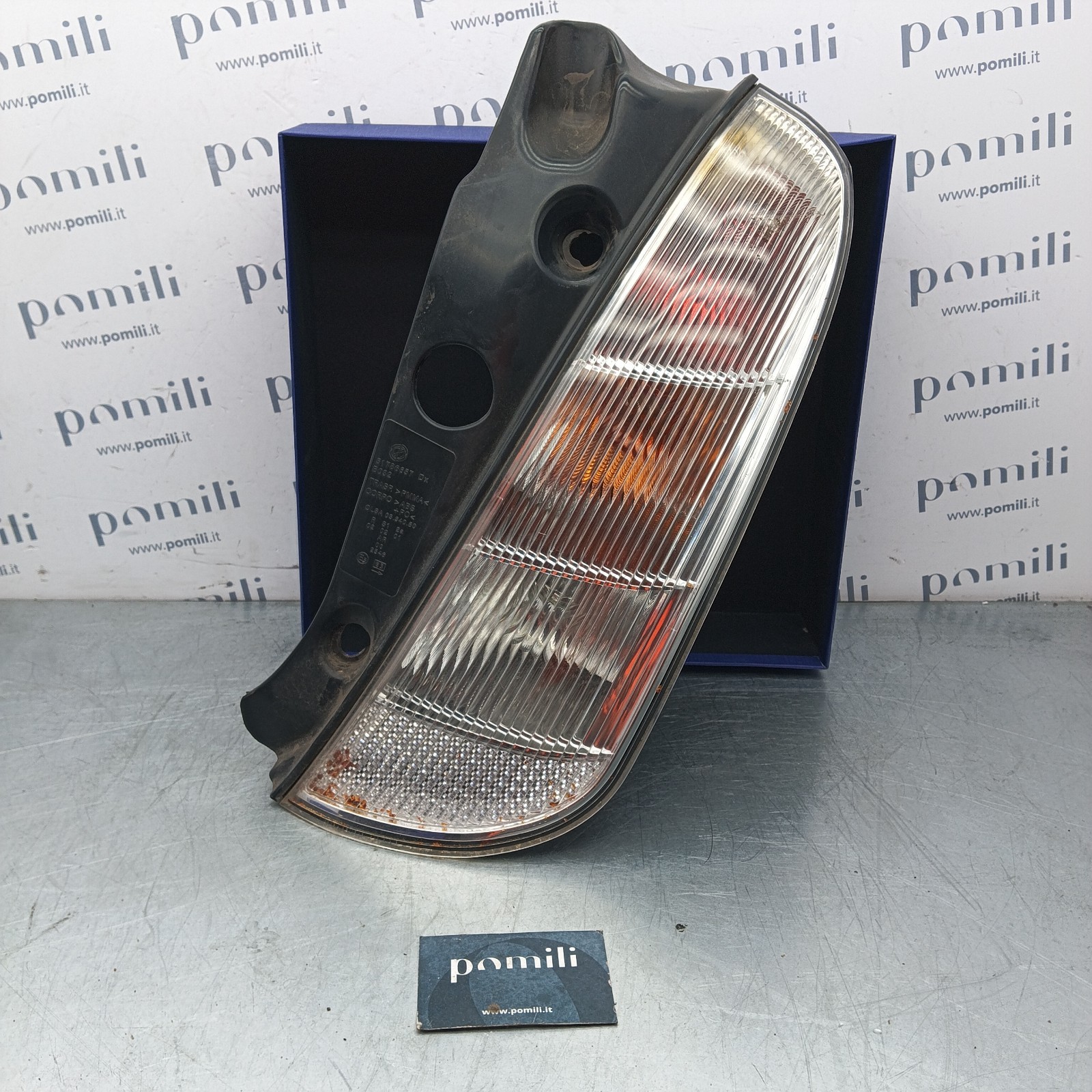 Pomili Fanaleria Fanale destro Lancia Y 51786657 usato