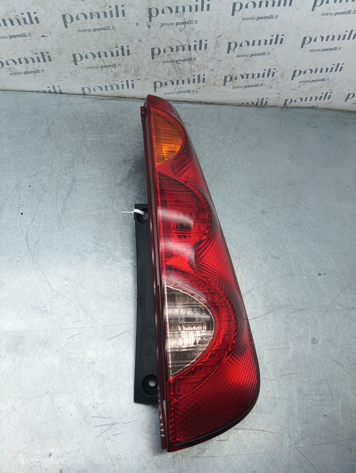 Pomili Fanaleria Fanale posteriore Nissan Note 220-16752 destro usato