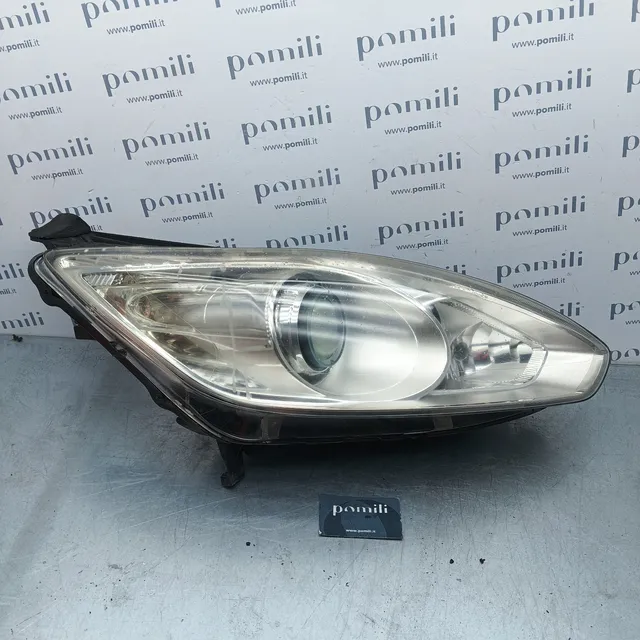 Pomili Fanaleria Ford C-Max II faro anteriore destro usato