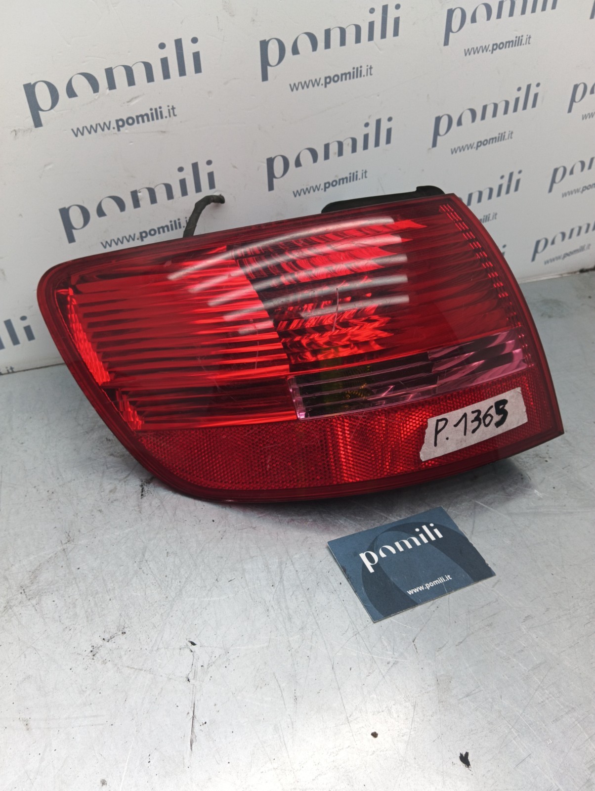 Pomili Fanaleria Fanale posteriore sinistro Audi A6 89034302 usato