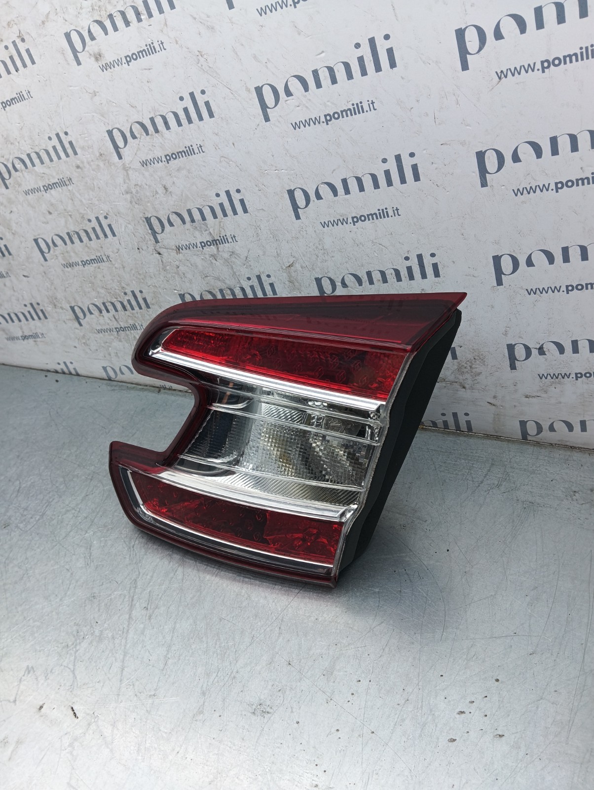 Pomili Fanaleria Renault Megane III Grandtour fanale destro portellone 265500027R usato
