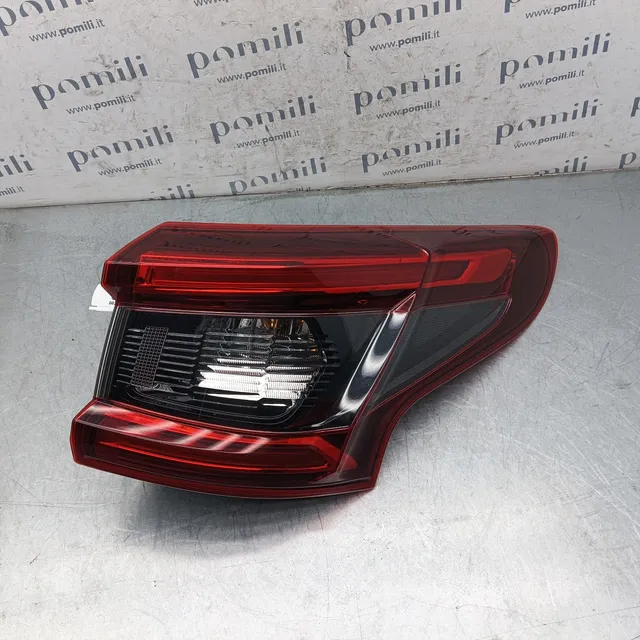 Pomili Fanaleria Fanale posteriore destro Nissan Qashqai J11 26550HV00A usato