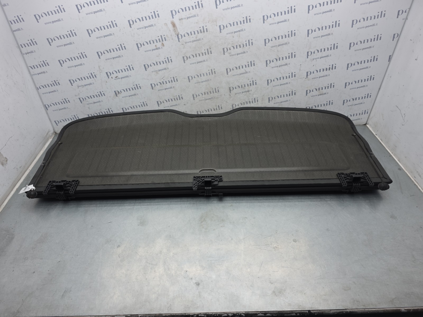 Pomili Rivestimenti interni Cappelliera Audi Q5 8R0867769E usata