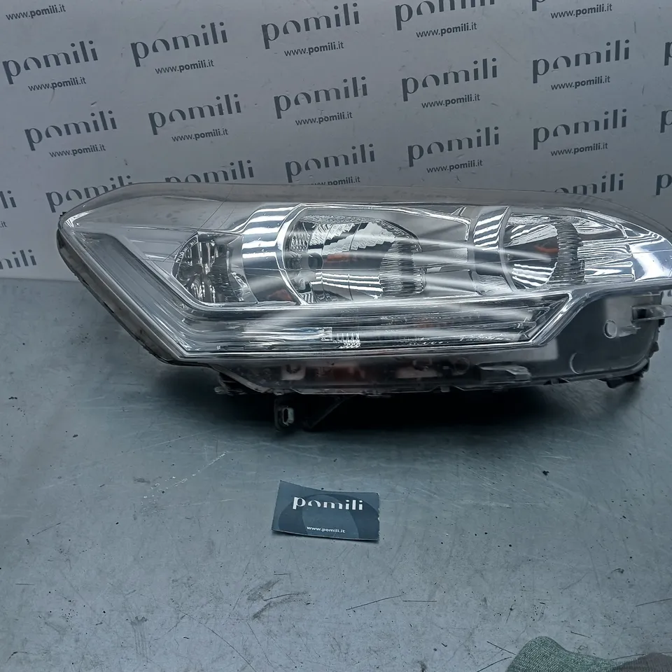 Pomili Fanaleria Citroen C5 III 552-1139RMLD-M faro anteriore destro usato