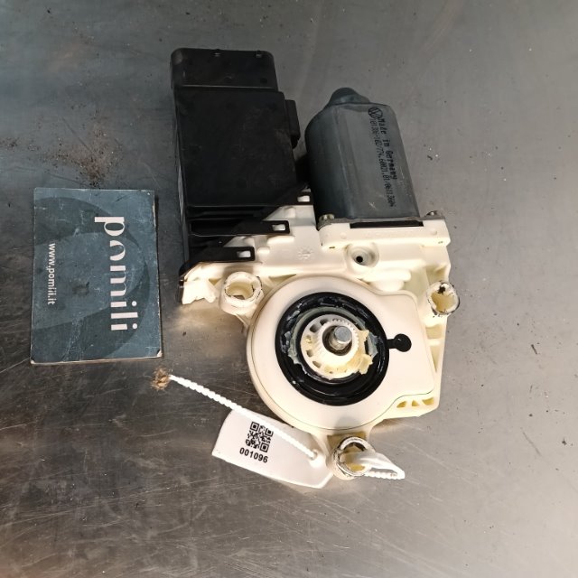 Pomili Rivestimenti interni Motorino alzacristallo Volkswagen Golf 1J anteriore destro