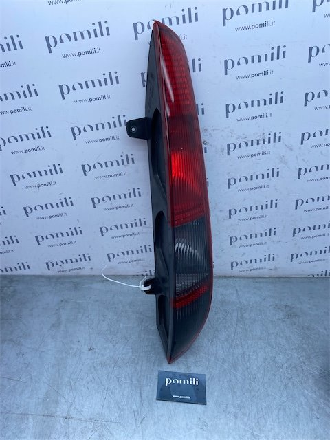 Pomili Fanaleria Ford Focus CAP fanale posteriore