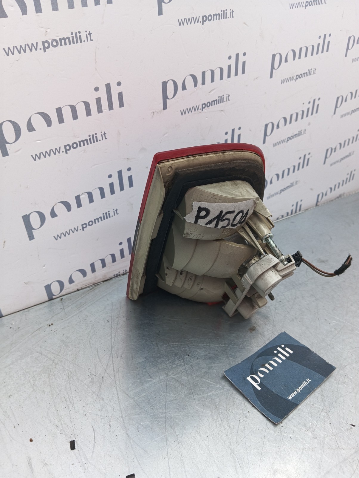 Pomili Fanaleria Mercedes-Benz W245 B180 fanale posteriore destro portellone A1698200677 usato
