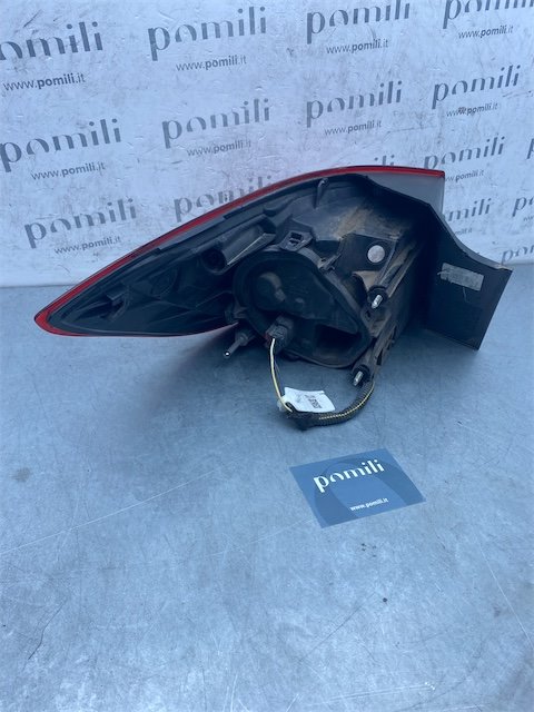 Pomili Fanaleria Opel Astra B16 fanale posteriore esterno destro
