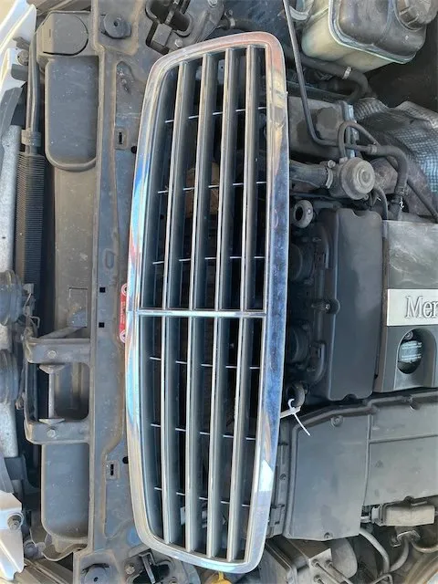 Pomili Lamierati esterni Griglia cofano anteriore Mercedes-Benz Classe C W/S203
