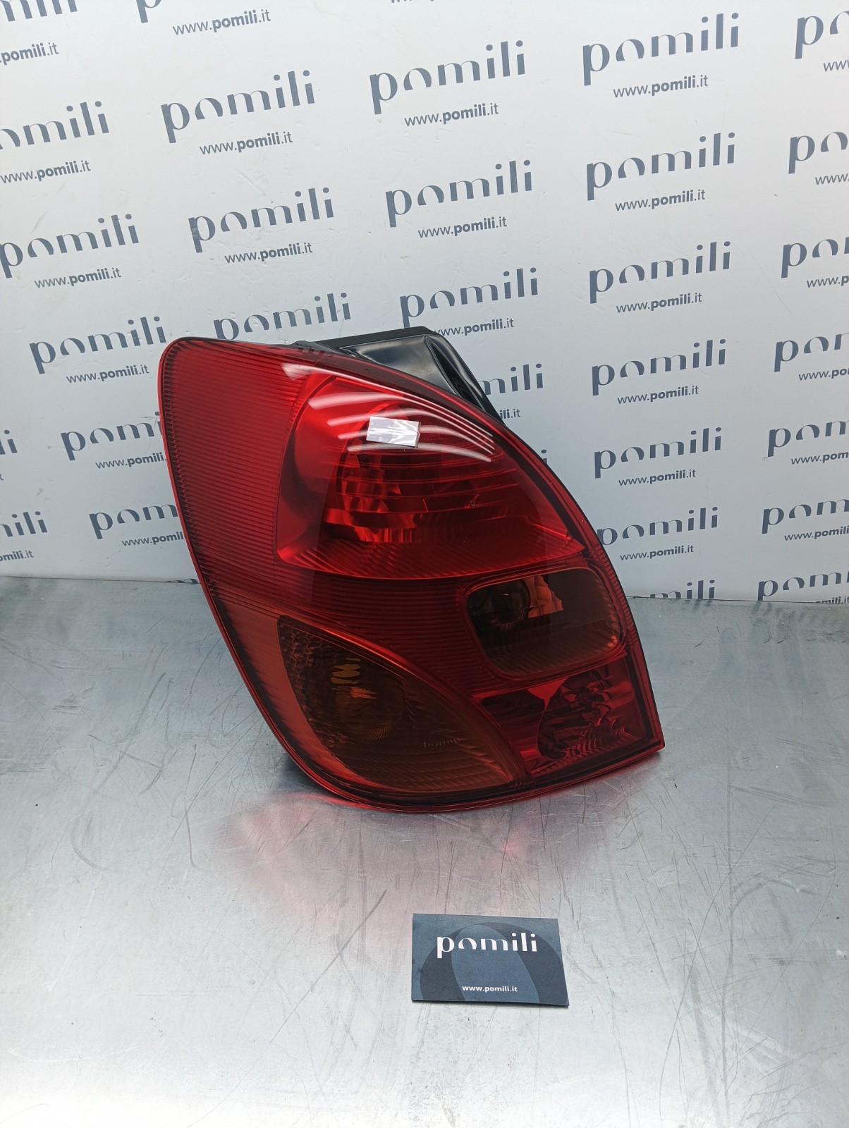 Pomili Fanaleria Fanale posteriore sinistro Toyota Corolla Verso 2001-04 81561-13540 nuovo