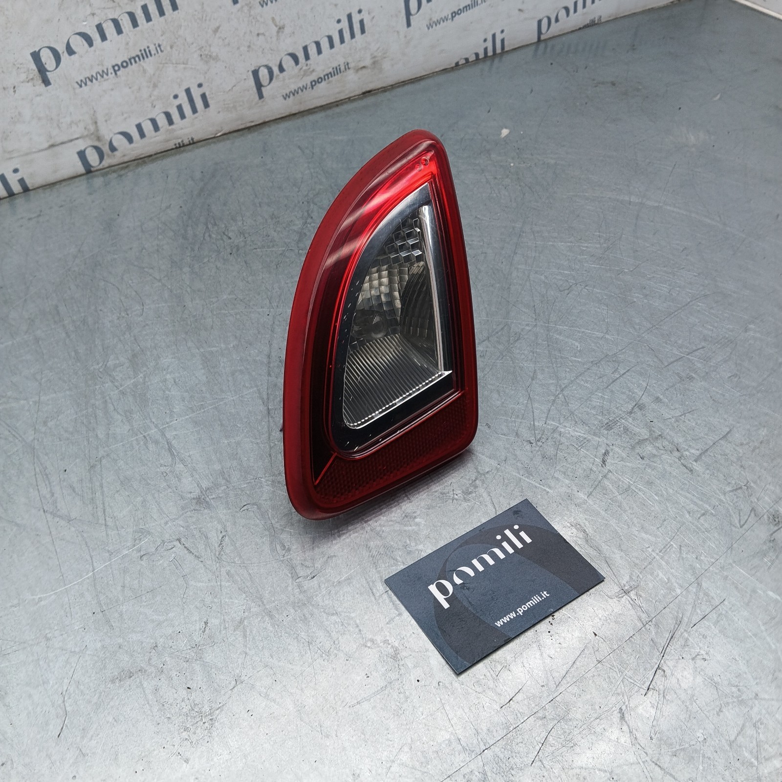 Pomili Twingo II (2007-2014) fanale posteriore destro portellone usato OEM 265503882R