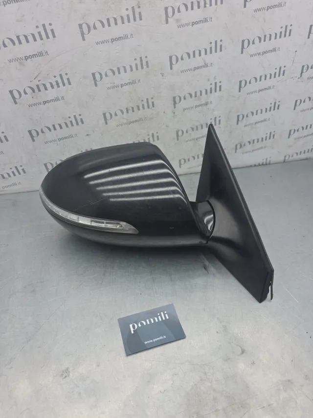 Pomili Cristalli Kia Sportage specchietto retrovisore destro 2010-2016 usato danneggiato