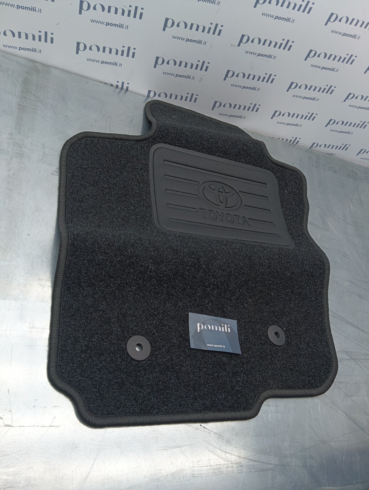 Pomili Tappetino anteriore Toyota Yaris PZ410-E8356-HA sinistro