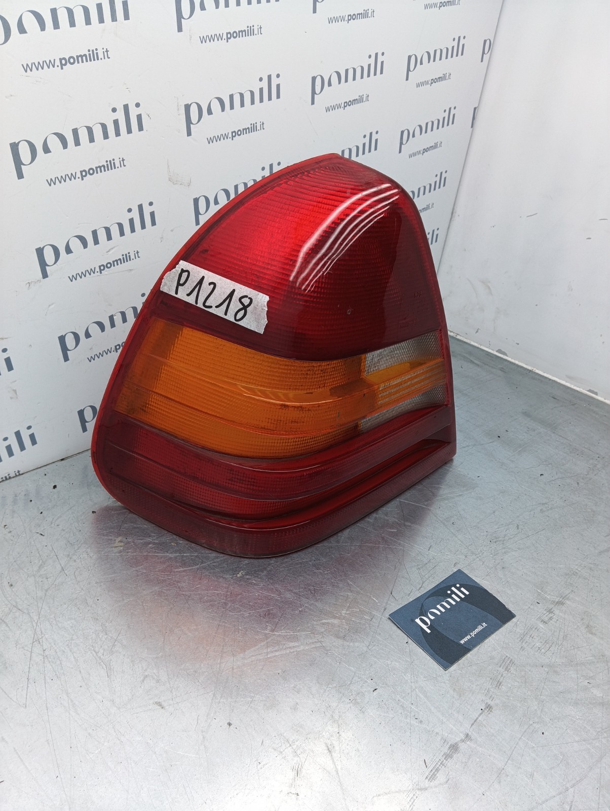 Pomili Fanaleria Mercedes Classe C W202 (1993-2000) fanale posteriore sinistro usato