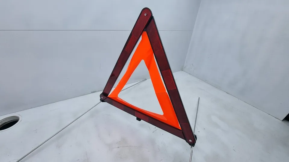 Pomili Dispositivi di sicurezza triangolo di emergenza Suzuki