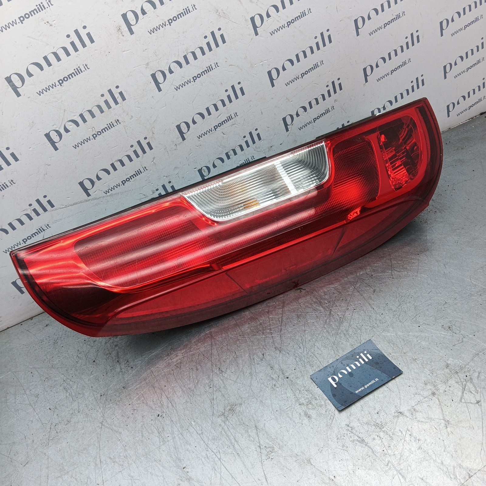 Pomili Fanaleria Fiat Doblò 52044717 fanale posteriore sinistro usato