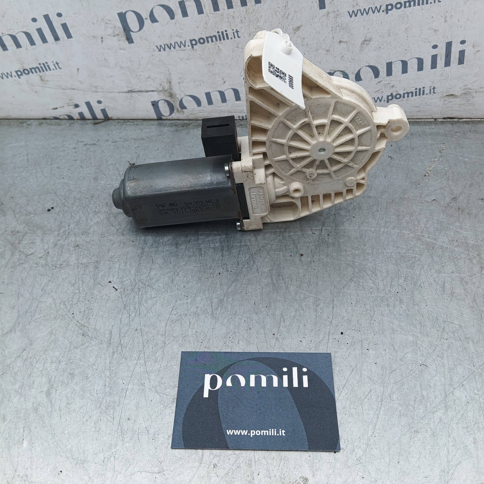 Pomili Rivestimenti interni e parti interne Motorino alzacristalli ant. dx. Volkswagen Passat B8 motorino destro
