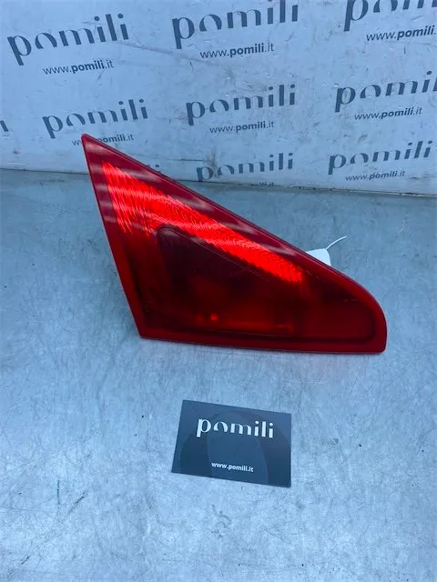 Pomili Fanaleria Fanale posteriore interno sinistro S001 MITSUBISHI COLT
