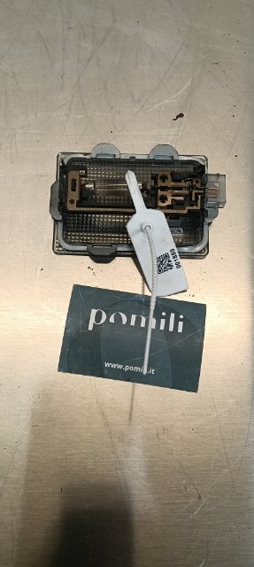 Pomili Fanaleria luce cortesia anteriore tetto Opel Corsa S07