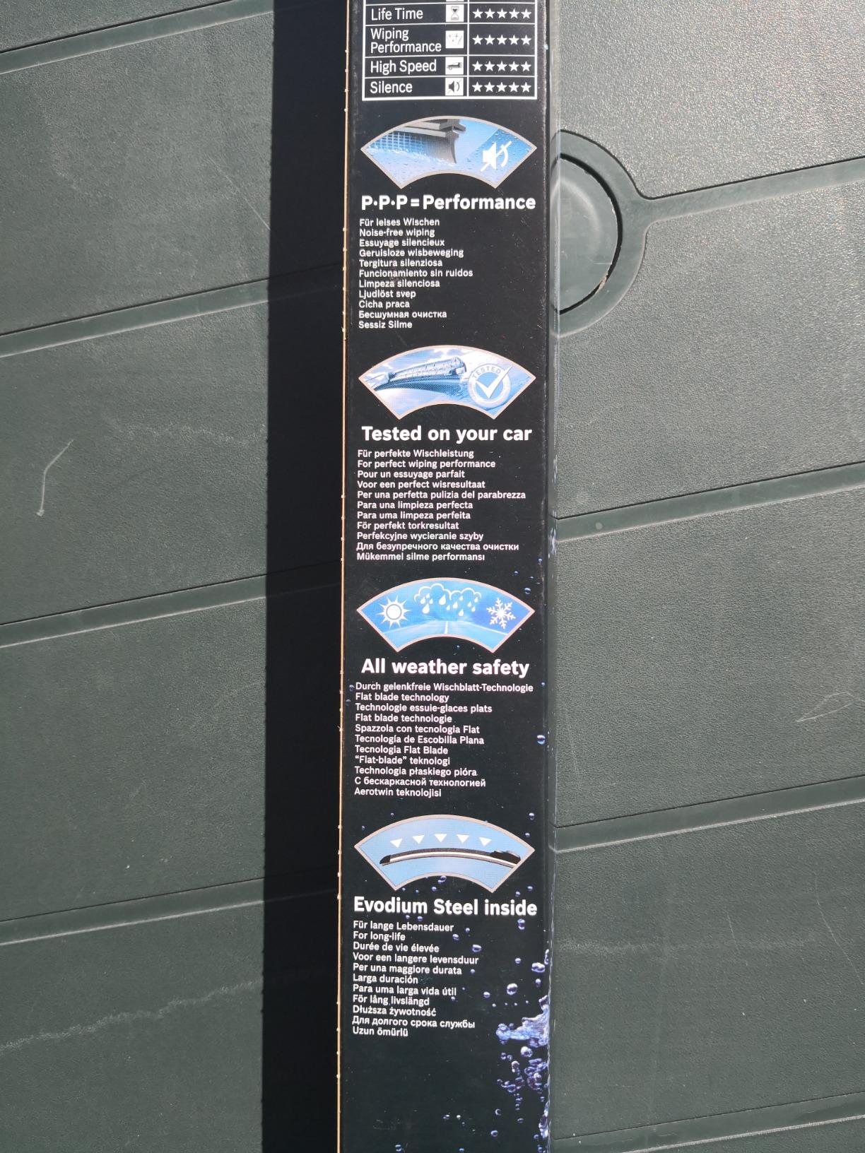Bosch Spazzole tergicristallo Aerotwin 650/340 mm anteriori 2 pezzi spoiler standard