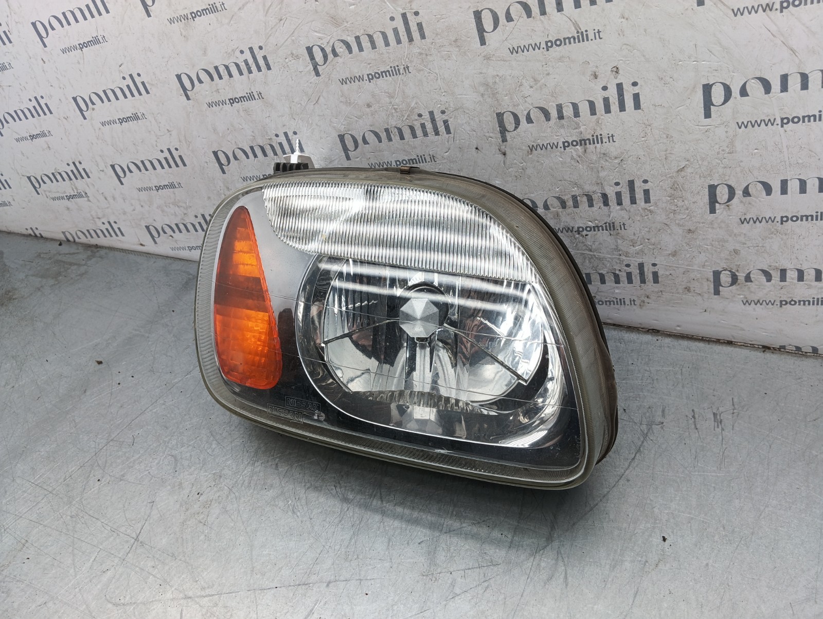 Pomili Fanaleria Faro anteriore destro Nissan Micra K11 89000362 usato