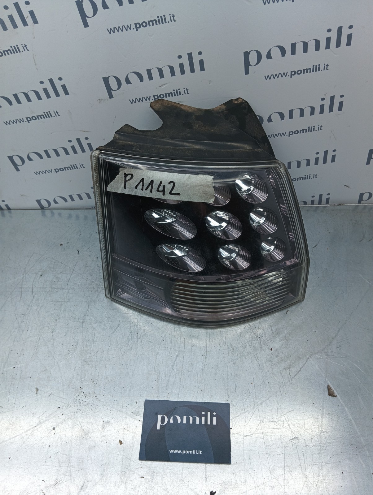 Pomili Fanaleria Faro posteriore sinistro Mitsubishi Outlander II 220-87920 usato