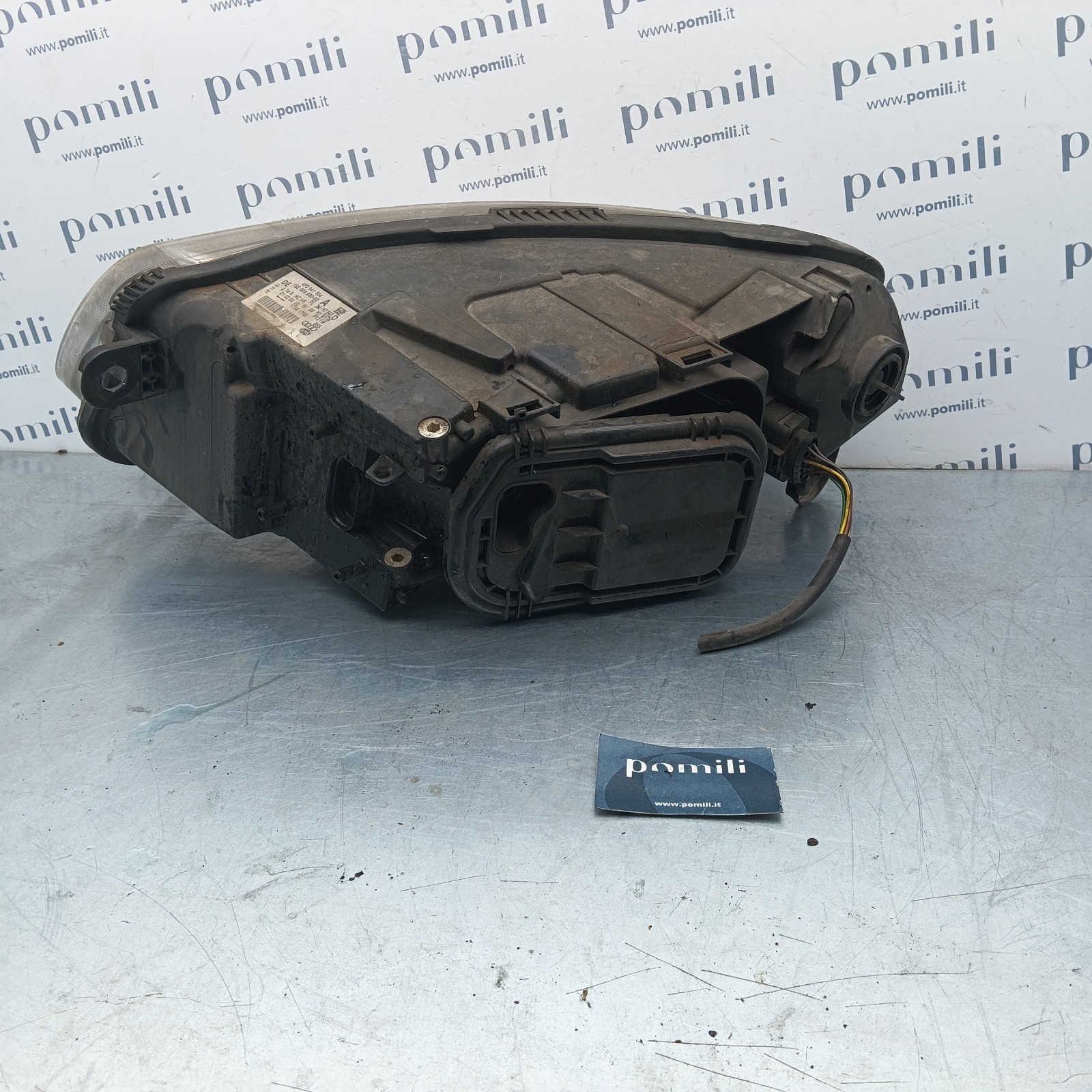 Pomili Fanaleria Fanale anteriore Audi A6 C6 4F0941004 destro usato