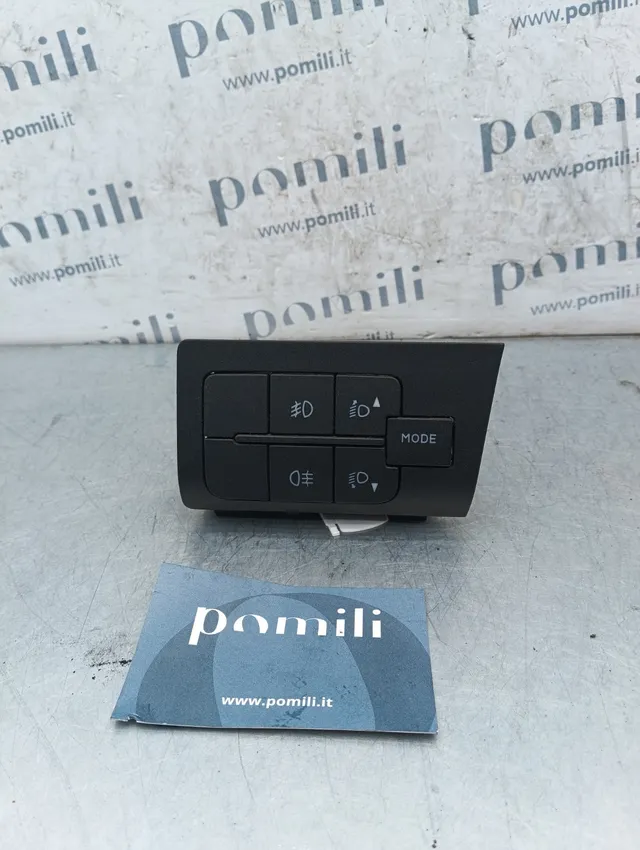 Pomili Rivestimenti interni e parti interne Fiat Ducato interruttore comando luci 07355860870 usato
