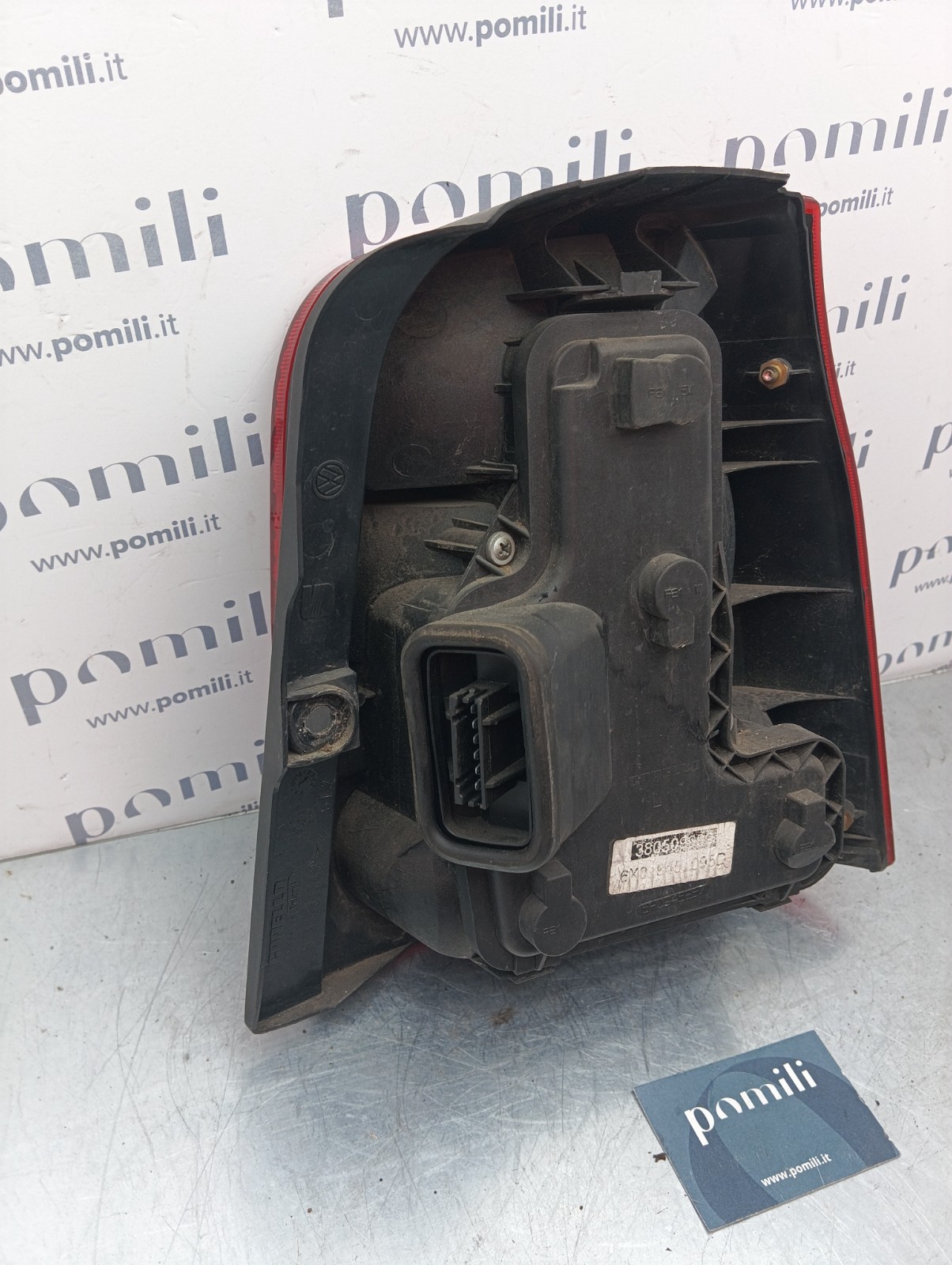 Pomili Fanaleria Volkswagen Lupo fanale posteriore sinistro usato