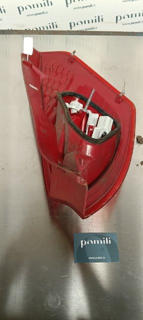Pomili Fanaleria Ford Fiesta CB1 fanale posteriore sinistro