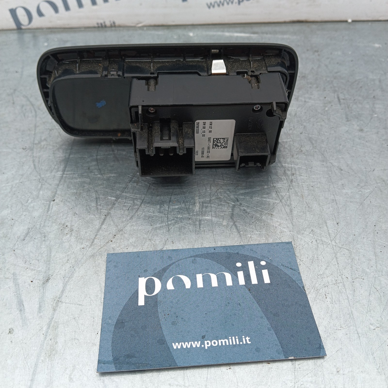 Pomili Rivestimenti interni Pulsantiera alzacristalli sinistra Ford Fiesta VI 6A6T-14A132-AC usata