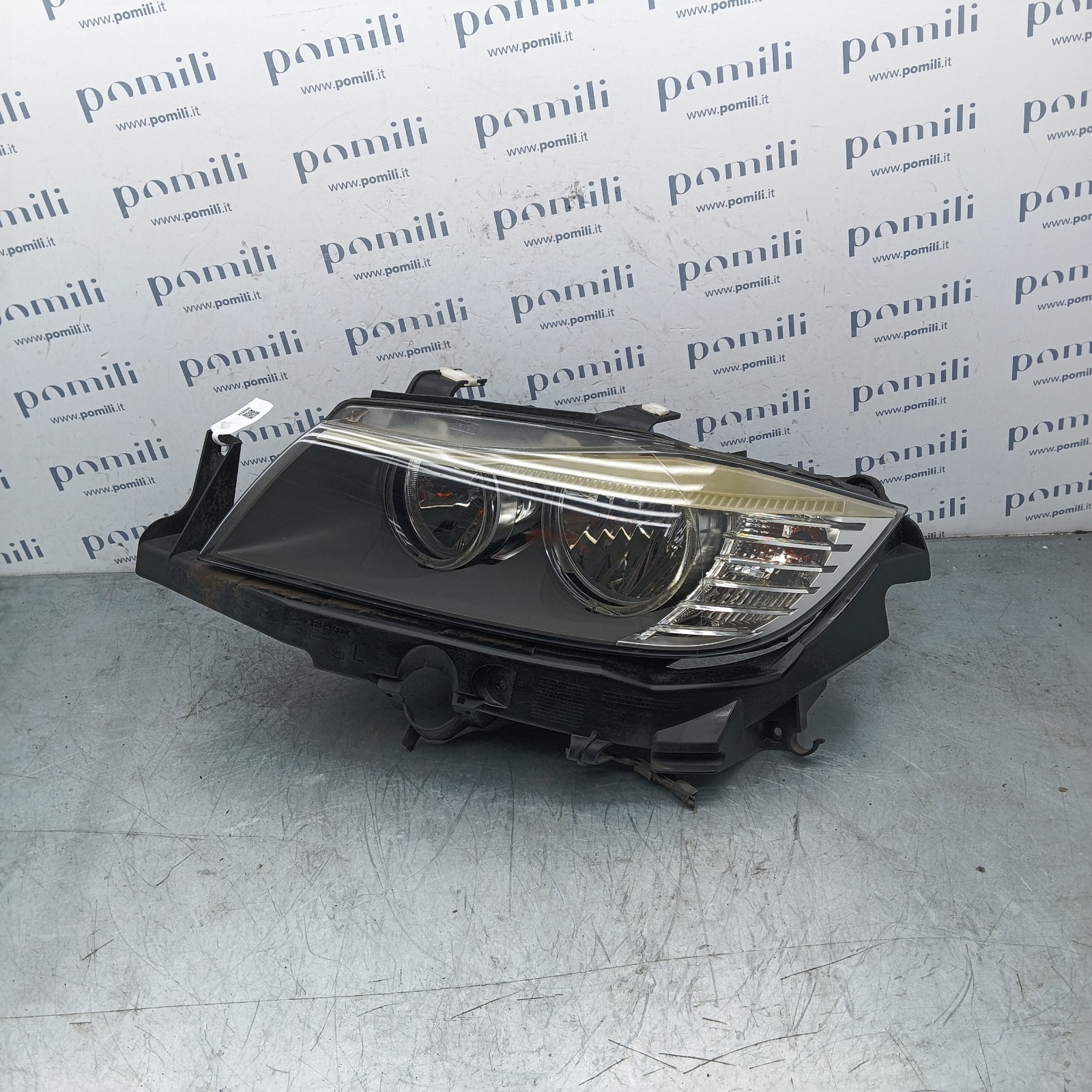 Pomili Fanaleria BMW S3 E90/E91 89318911 faro anteriore sinistro usato