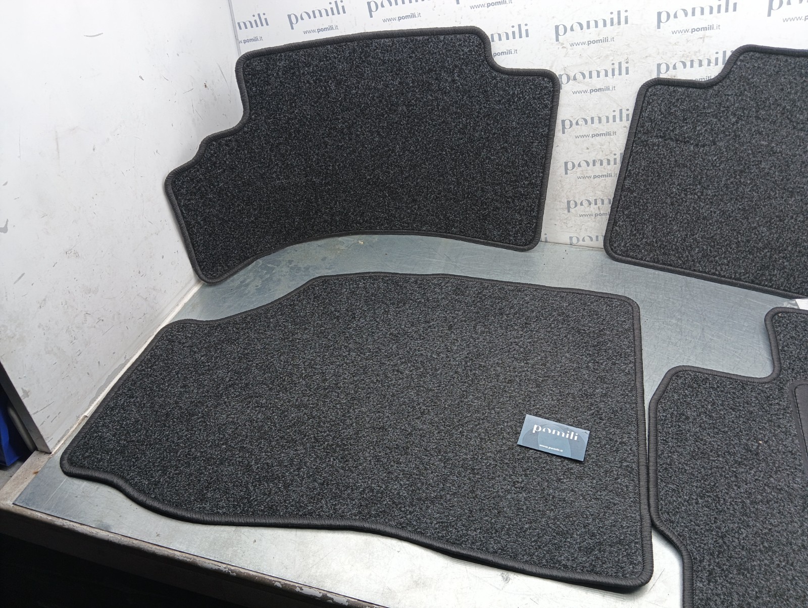 Pomili Rivestimenti interni PZ410-E935K-HA set tappetini Toyota Auris completo