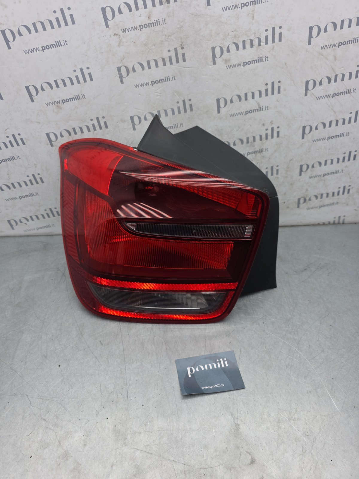Pomili Fanaleria BMW Serie 1 F20 fanale posteriore sinistro usato