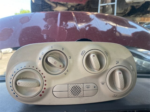 Pomili Climatizzazione Blocco comando climatizzazione FIAT 500 (3P) (07/07>01/15<) ricambio